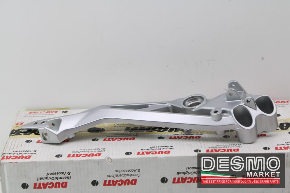 Piastra pedana Destra Ducati Hypermptard 796 1100 - immagine 3