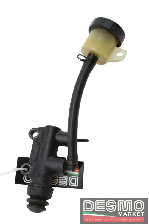 Pompa freno posteriore nera Ducati monta su molti modelli