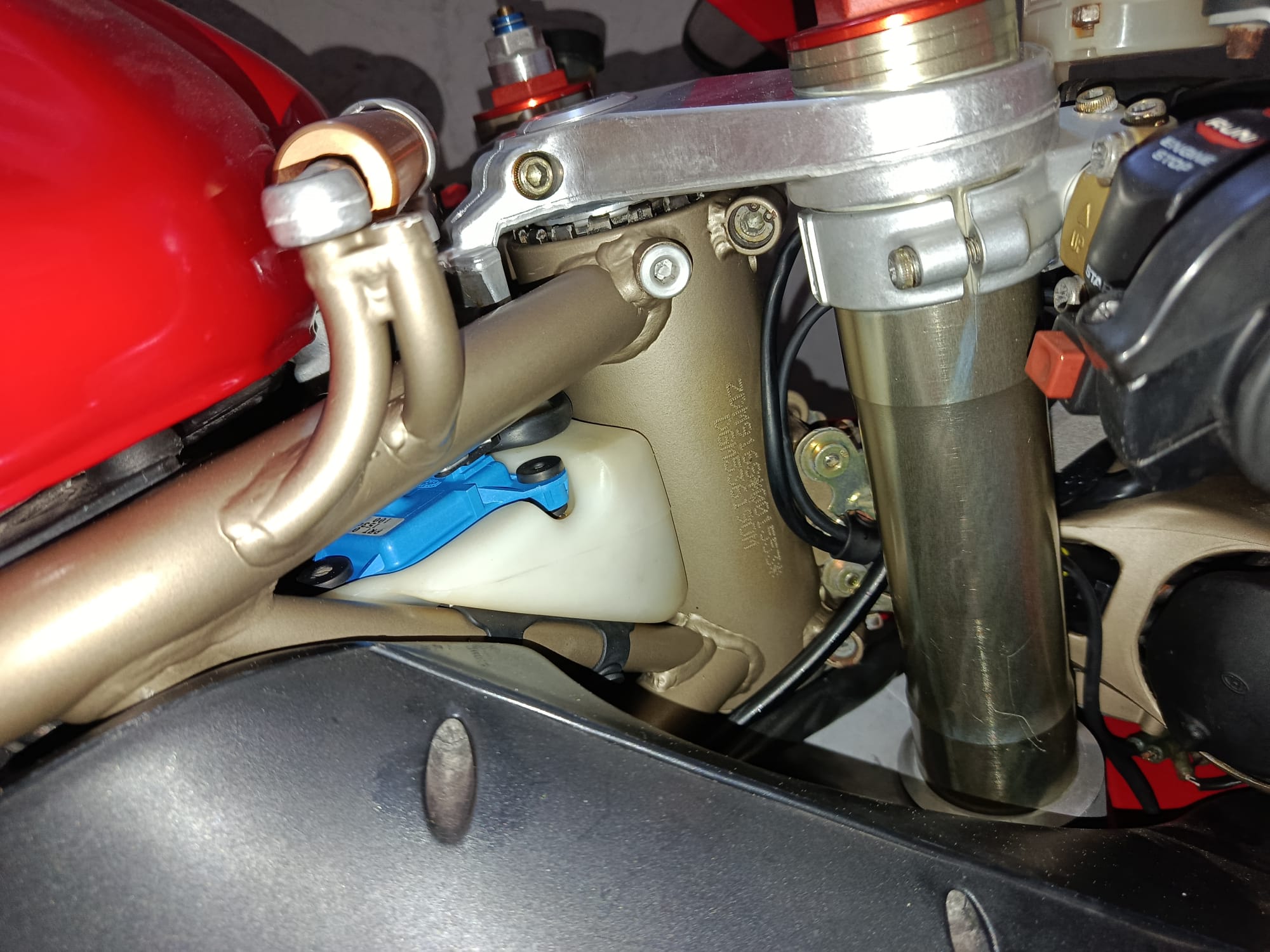 Ducati 916 Strada 1994 42000km - Image 9